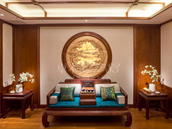 卓木王新經典羅漢床