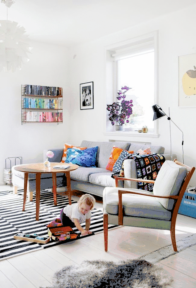 沙發區加法做對了 可以滿足坐、臥、躺的全面需求