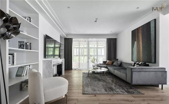 客廳和陽臺之間一定要裝門？ 那已經過時了